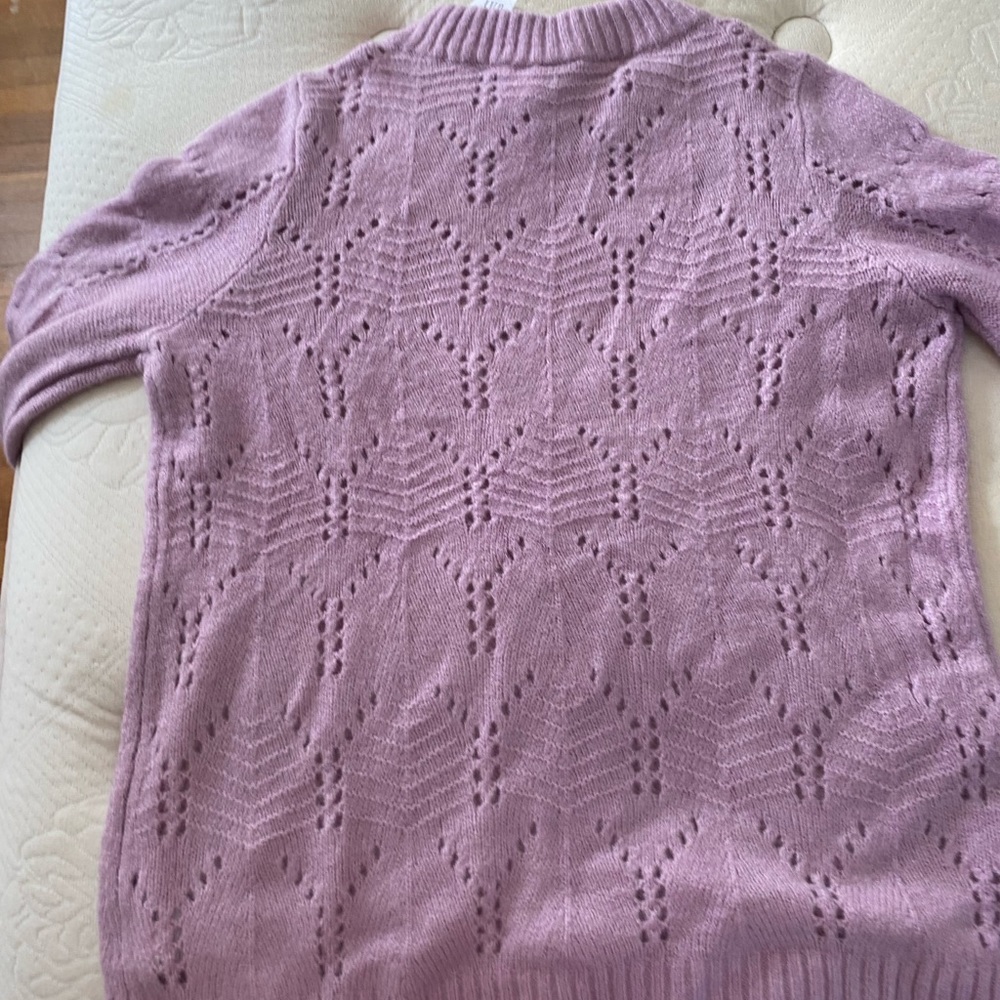Gap sweater💜 - Picture 4 of 5